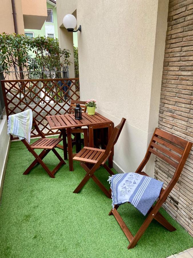 Appartamenti Diffusi Di Villa Fiorita Con Accesso Alle Piscine Della Struttura Principale Cattolica Dış mekan fotoğraf